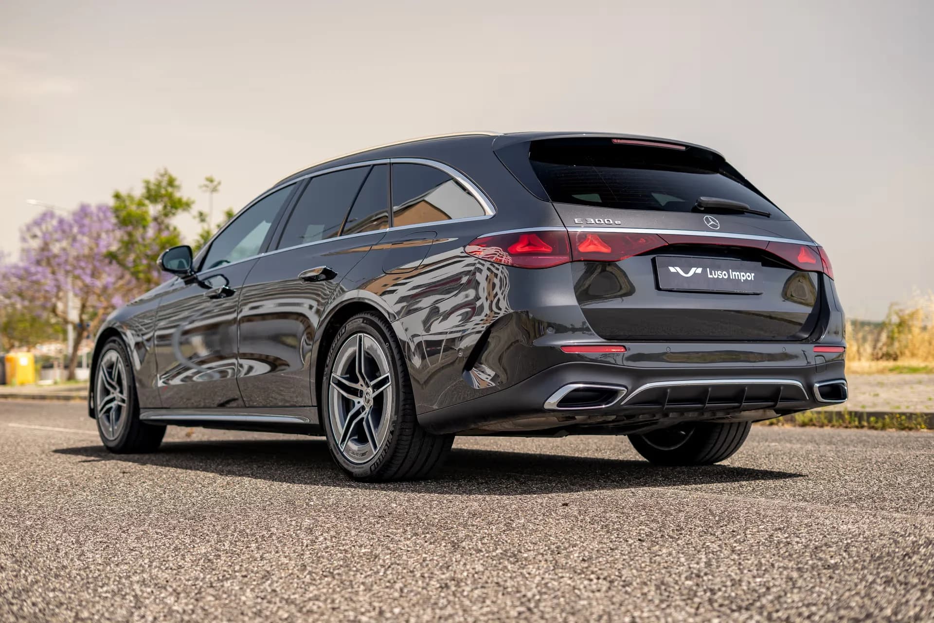 Mercedes E300e AMG